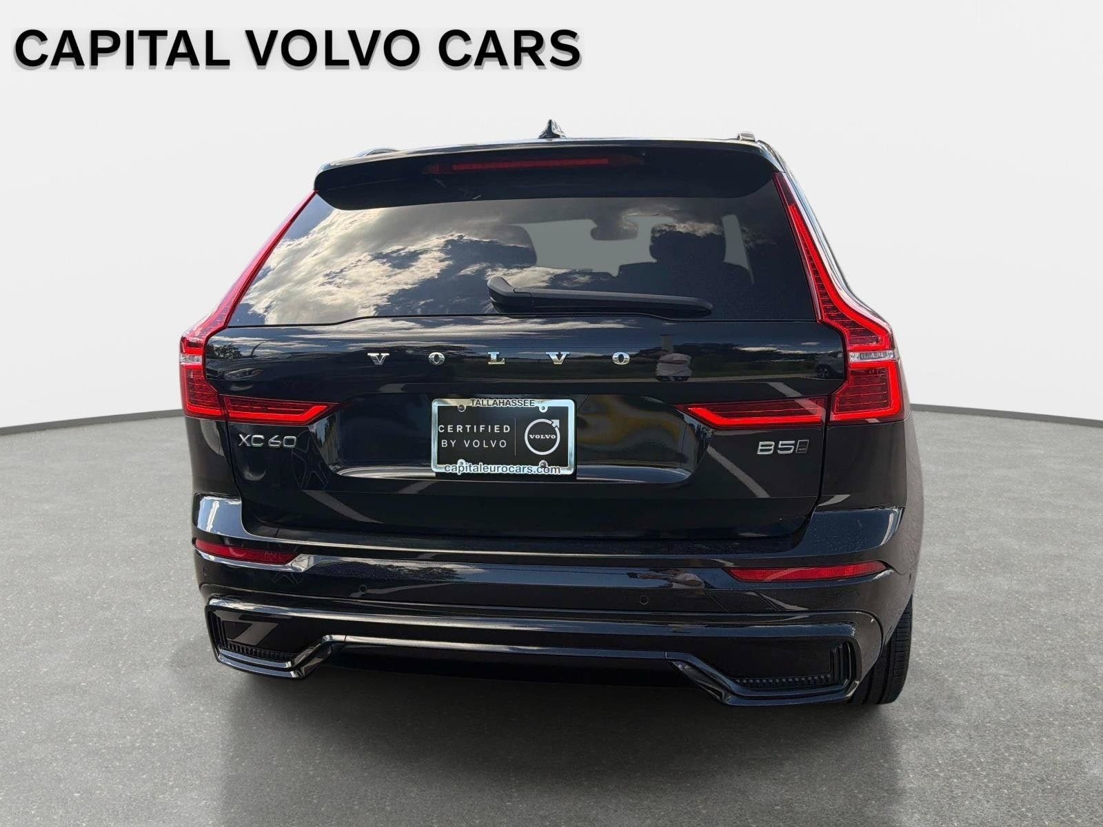 Used 2024 Volvo XC60 B5 Plus w/ Climate Package AWD/4WD image 6