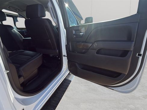 Used 2017 GMC Sierra 3500 Denali w/ Duramax Plus Package image 48
