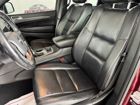 Used 2021 Jeep Grand Cherokee Limited w/ Premium Lighting Group AWD/4WD image 34