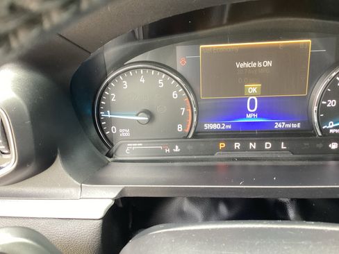 Used 2023 Ford Explorer XLT w/ Equipment Group 202A AWD/4WD image 22