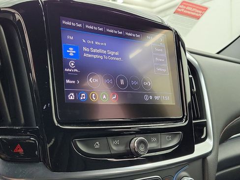 Used 2023 Chevrolet Traverse RS image 14