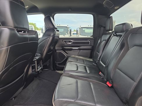 Used 2024 RAM 1500 Laramie RWD image 15