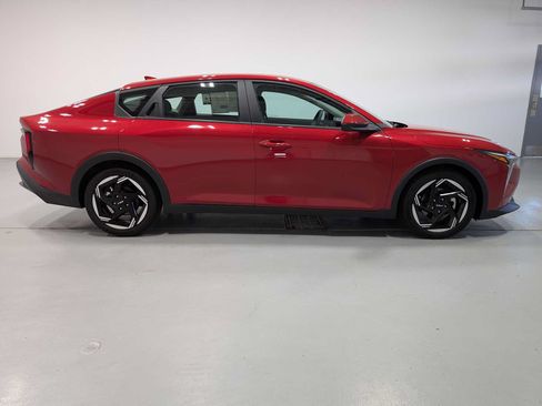 Certified 2025 Kia K4 EX FWD image 7