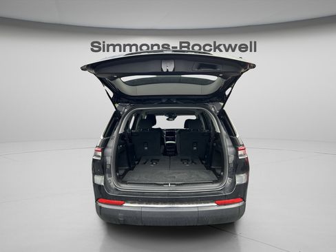 Used 2022 Jeep Grand Cherokee L Laredo w/ Luxury Tech Group I image 8