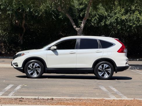 Used 2016 Honda CR-V Touring image 2