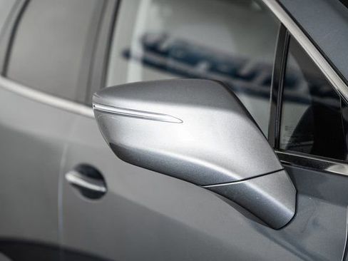 Used 2020 Buick Enclave Essence image 16