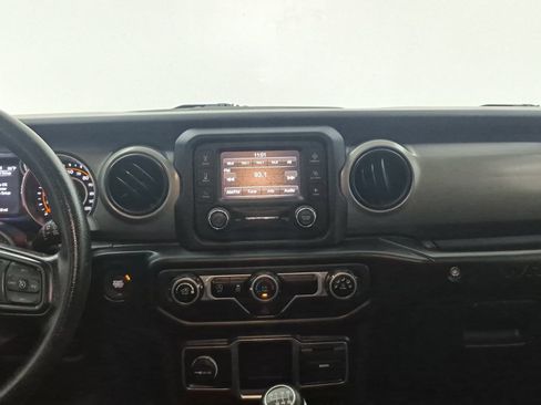 Used 2021 Jeep Wrangler Unlimited Sport AWD/4WD image 16