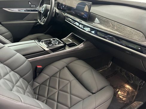 Certified 2024 BMW 740i image 32