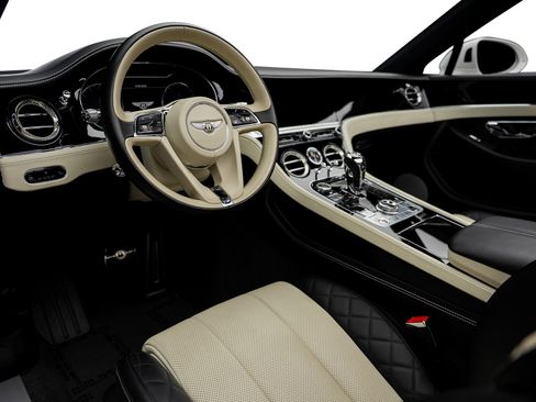 Used 2020 Bentley Continental GT AWD/4WD image 30