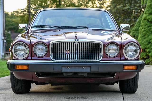 Used 1987 Jaguar XJ6 RWD image 12