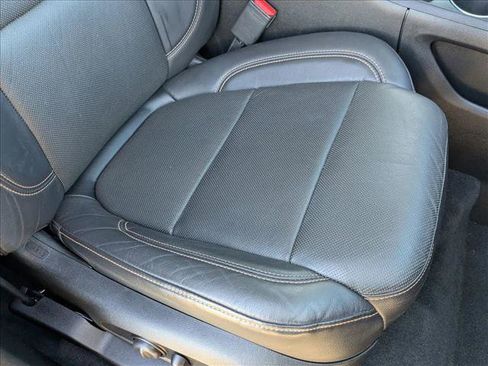 Used 2018 Chevrolet Traverse Premier w/ Driver Confidence II Package image 23