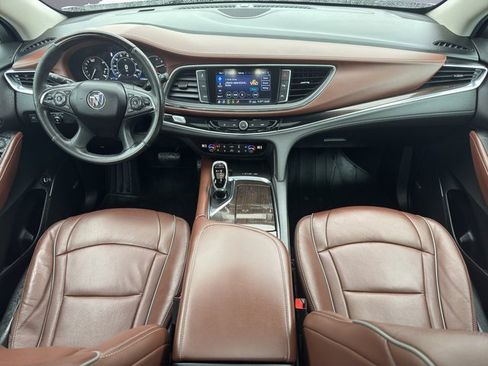 Used 2020 Buick Enclave Avenir w/ Avenir Technology Package image 18