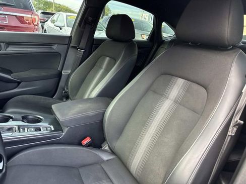 Used 2023 Honda Civic Sport image 16