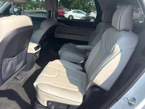 Used 2022 Hyundai Palisade Calligraphy w/ Cargo Package FWD image 16