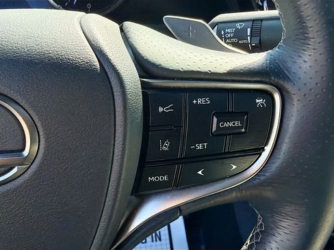 Used 2023 Lexus ES 350 F Sport w/ Accessory Package (Z2) image 39