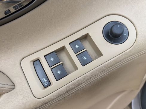 Used 2012 Buick LaCrosse Premium image 11