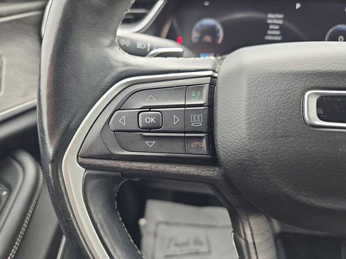 Used 2021 Jeep Grand Cherokee L Limited image 19