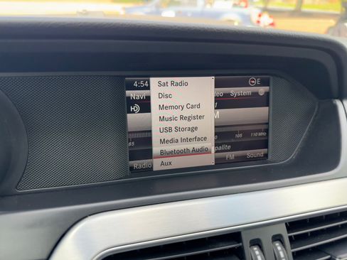 Used 2013 Mercedes-Benz C 300 4MATIC Sedan image 33
