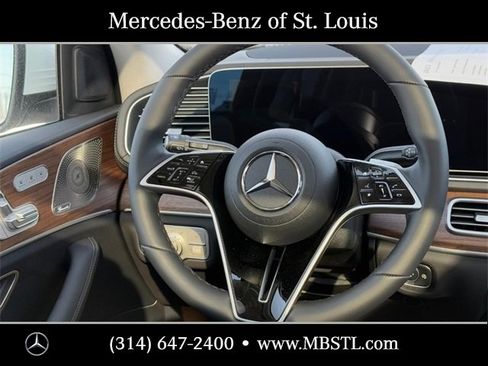 New 2025 Mercedes-Benz GLS 450 4MATIC image 10