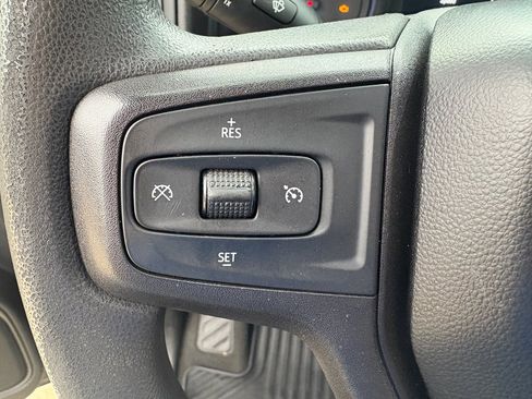 Used 2020 Chevrolet Silverado 1500 Custom w/ Custom Value Package image 16