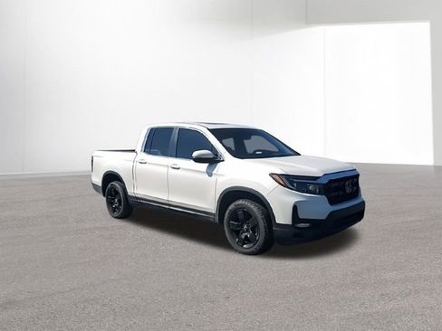 Used 2024 Honda Ridgeline RTL+ image 2