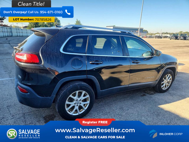 Used 2015 Jeep Cherokee Latitude AWD/4WD image 4