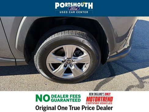 Used 2023 Toyota RAV4 XLE image 28