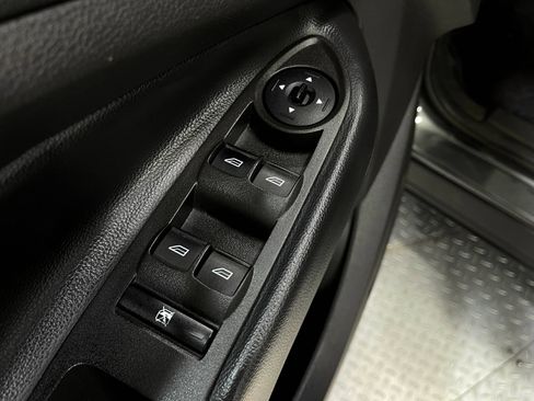 Used 2018 Ford Escape SEL FWD image 14