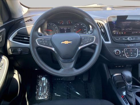 Used 2023 Chevrolet Malibu LT FWD image 6