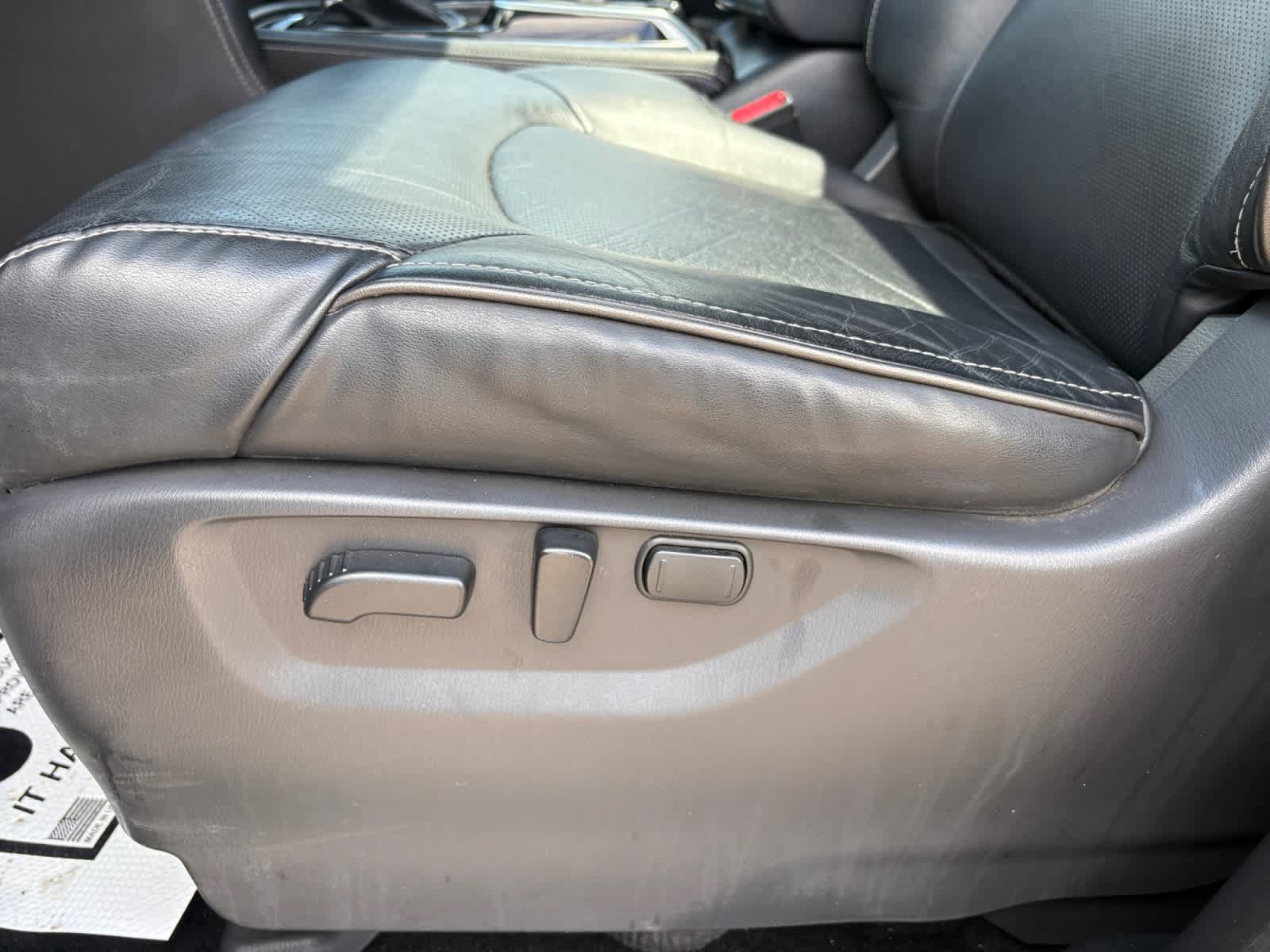 Used 2024 INFINITI QX80 Luxe AWD/4WD image 36