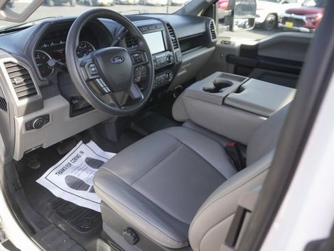 Used 2022 Ford F350 XL w/ Power Equipment Group image 8