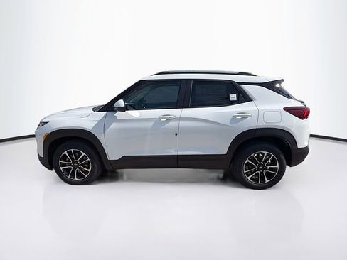 New 2026 Chevrolet TrailBlazer LT FWD image 9