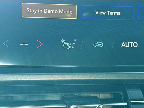 New 2026 Chevrolet Equinox EV LT image 21