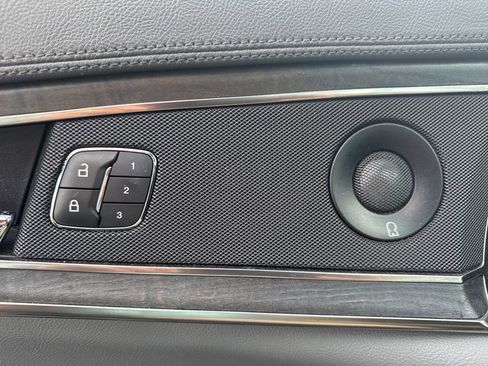 Used 2020 Lincoln Nautilus Reserve w/ Equipment Group 201A AWD/4WD image 14