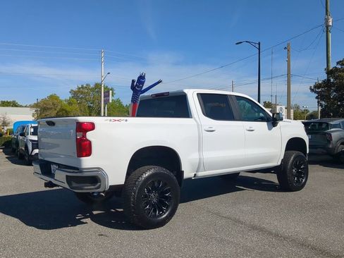 Used 2025 Chevrolet Silverado 1500 LT image 4