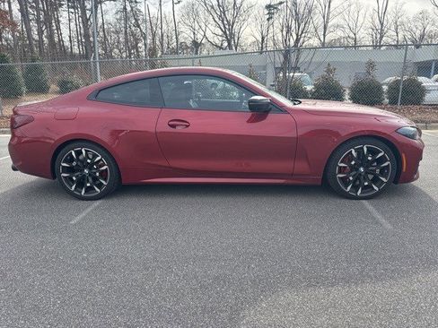 Used 2025 BMW M440i Coupe w/ Premium Package image 11