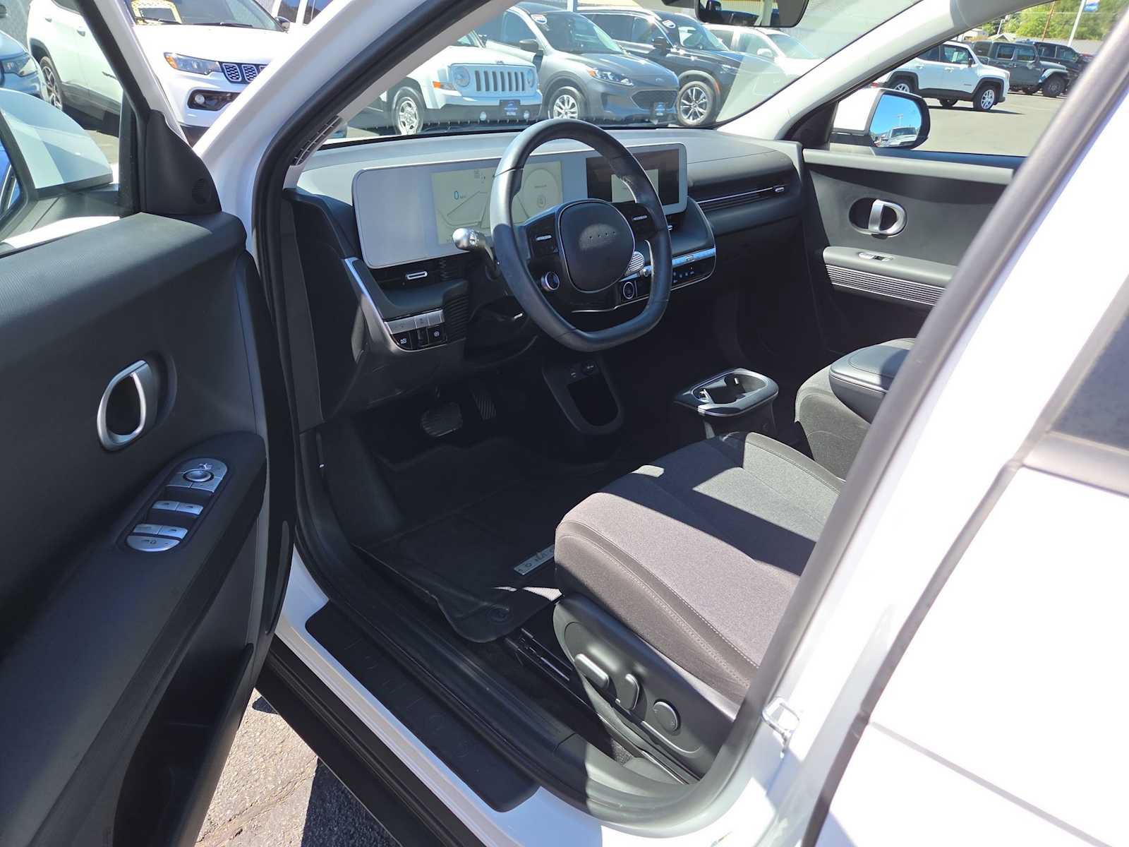 Used 2024 Hyundai Ioniq 5 SE RWD image 10
