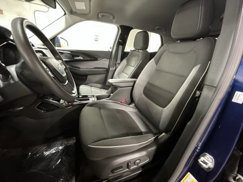 Certified 2023 Chevrolet TrailBlazer LT w/ Convenience Package FWD image 20