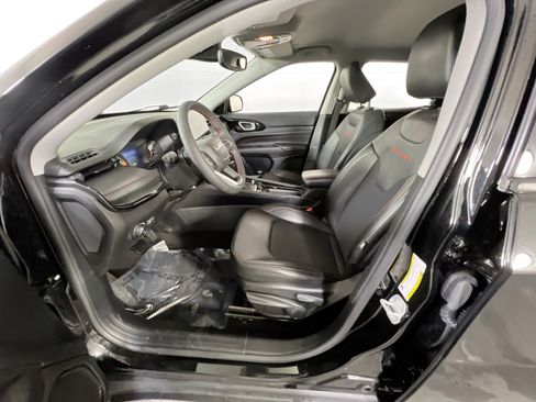 Used 2022 Jeep Compass Trailhawk image 18