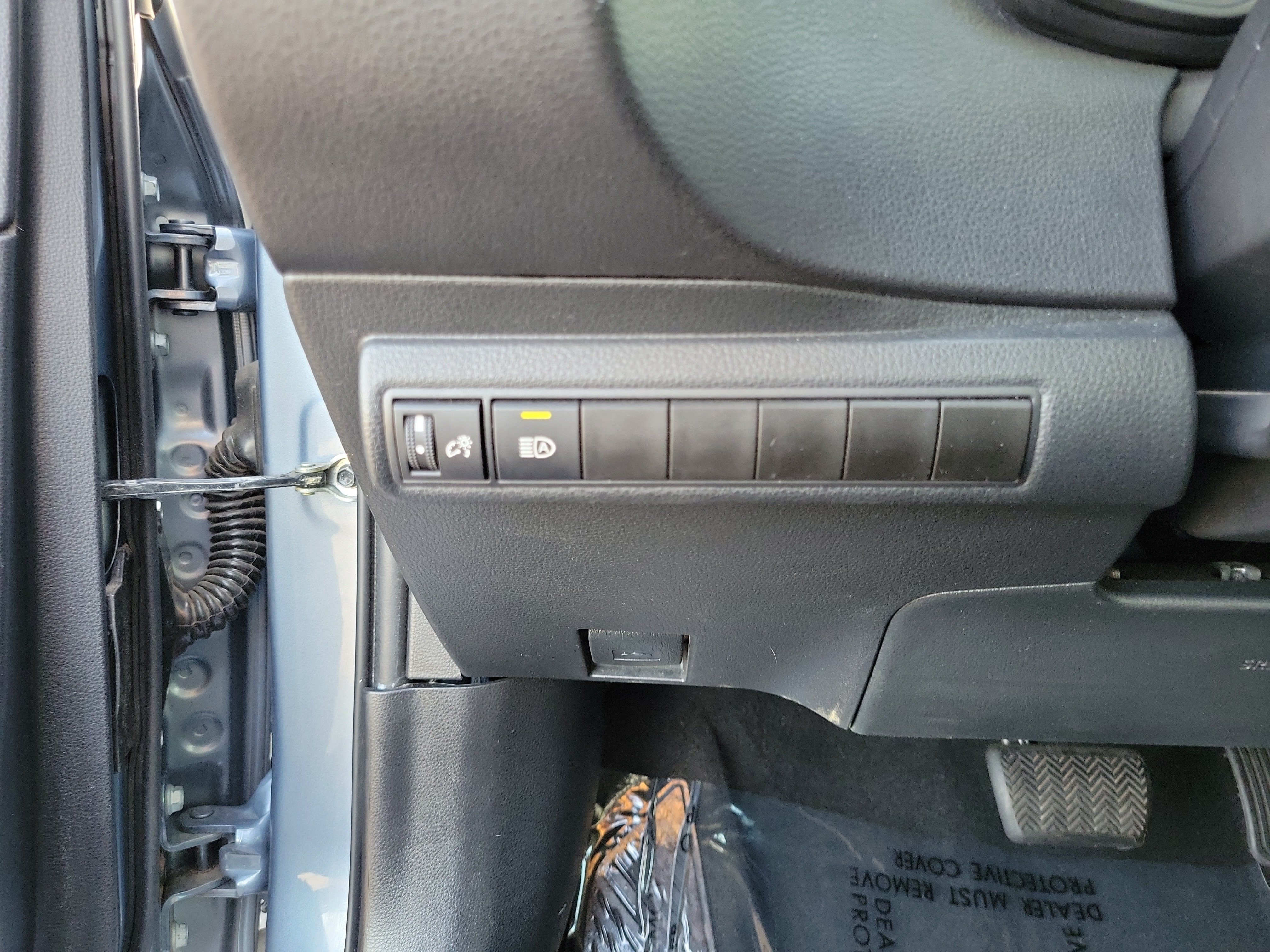 Used 2024 Toyota Corolla LE FWD image 20