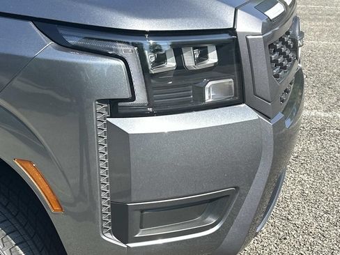 New 2026 Nissan Frontier SV w/ Tow Package AWD/4WD image 10