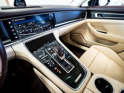Used 2023 Porsche Panamera Platinum Edition image 45