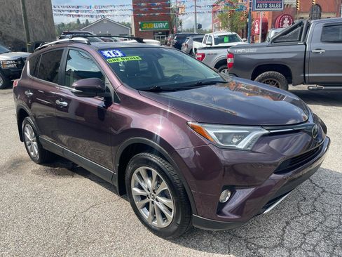 Used 2016 Toyota RAV4 Limited w/ Advanced Technology Package image 4
