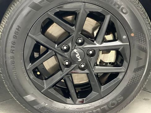 Used 2025 Kia K5 LXS image 55