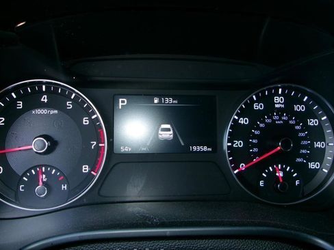 Used 2024 Kia Forte LX image 14