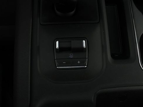 New 2026 GMC Sierra 1500 AT4 w/ AT4 Premium Package AWD/4WD image 9