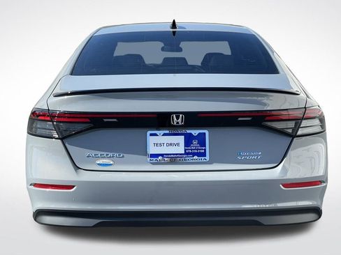 Used 2025 Honda Accord Sport image 5