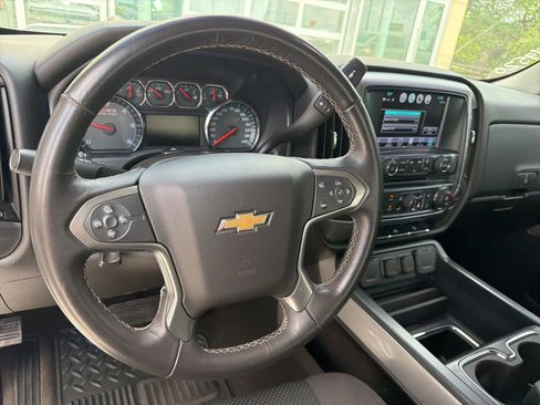 Used 2018 Chevrolet Silverado 1500 LT w/ All Star Edition image 9