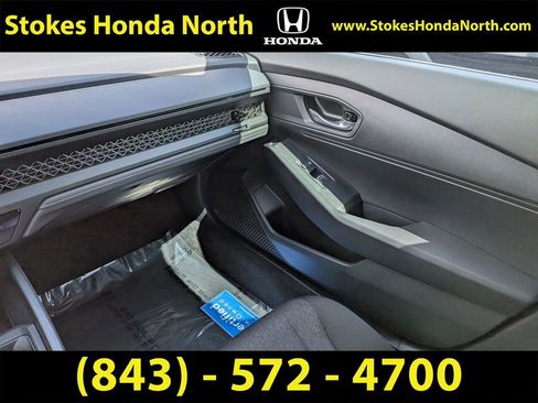 Certified 2025 Honda Accord LX image 16