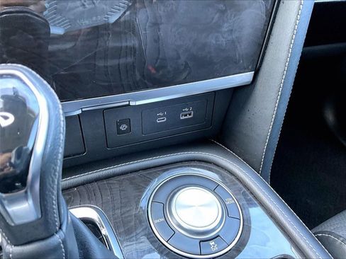 Used 2023 INFINITI QX80 Luxe w/ Cargo Package RWD image 23